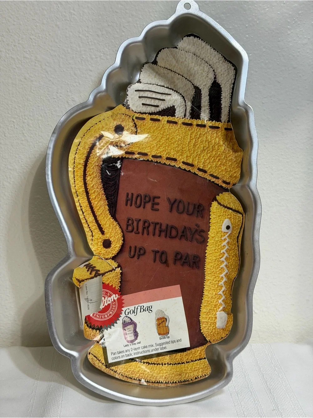 Wilton Golf Bag Cake Pan Mold Aluminum 2105-1836 (1987) Father's Day Beer Mug